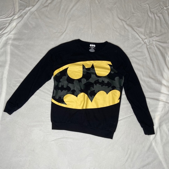 Batman Sweater - Picture 4 of 8